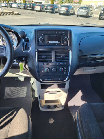2015 Dodge Grand Caravan SE
