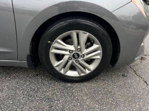 2019 Hyundai Elantra