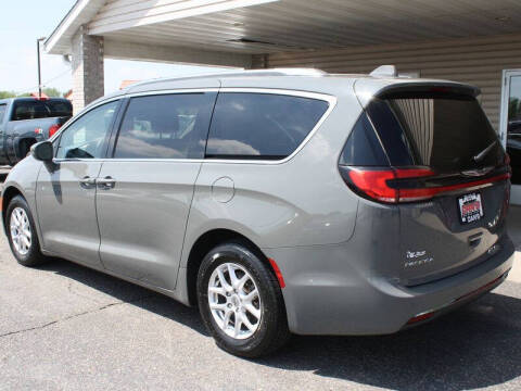 2021 Chrysler Pacifica Touring L