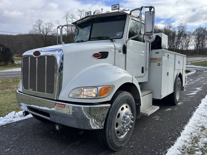 2006 Peterbilt 335 Mechanic's Truck