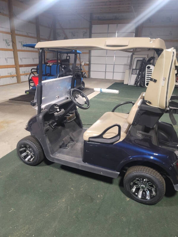 2019 E-Z-GO RXV Lithium