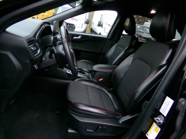 2023 Ford Escape ST-Line