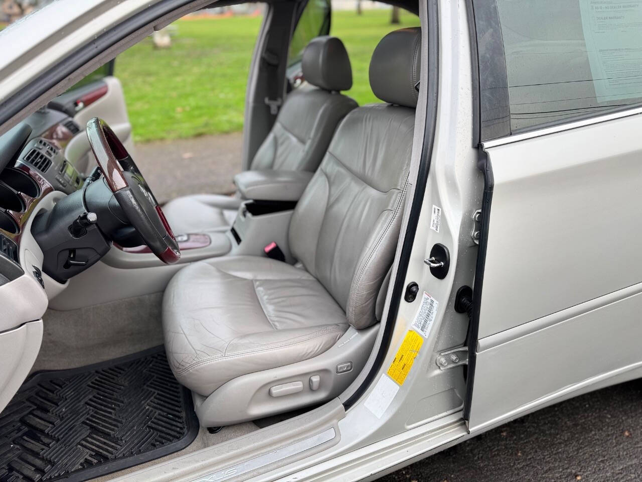 2003 Lexus ES 300 for sale at Carz Connect LLC in Portland, OR