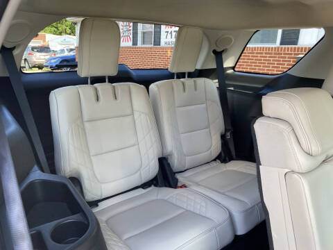 2017 Ford Explorer Platinum