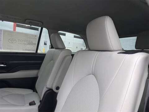 2026 Toyota Grand Highlander Hybrid XLE