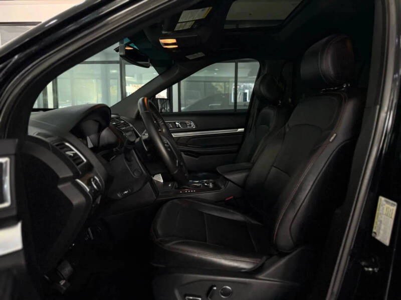 2016 Ford Explorer Sport