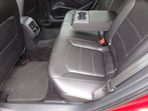 2016 Volkswagen Passat 1.8T SE