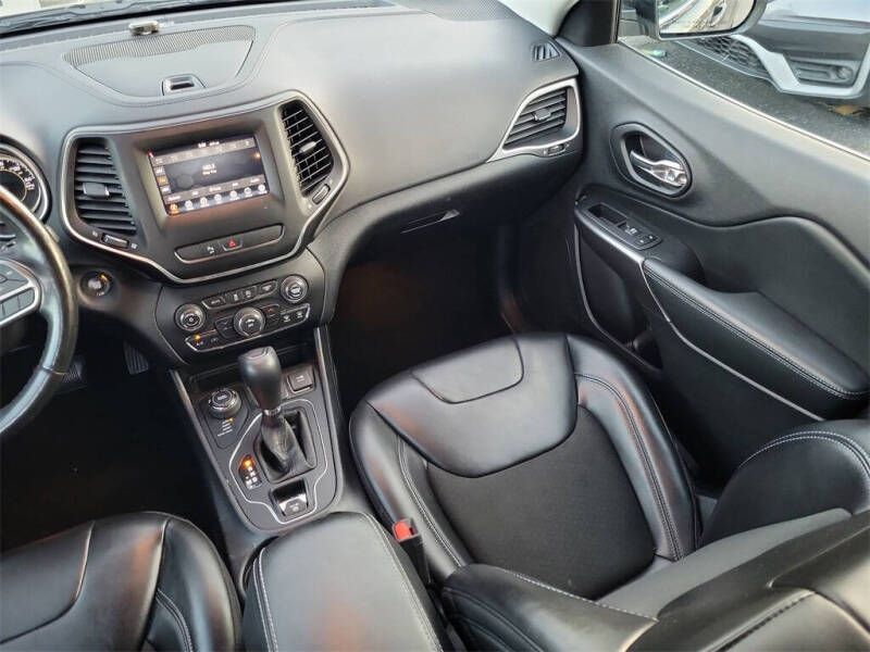 2020 Jeep Cherokee Latitude Plus