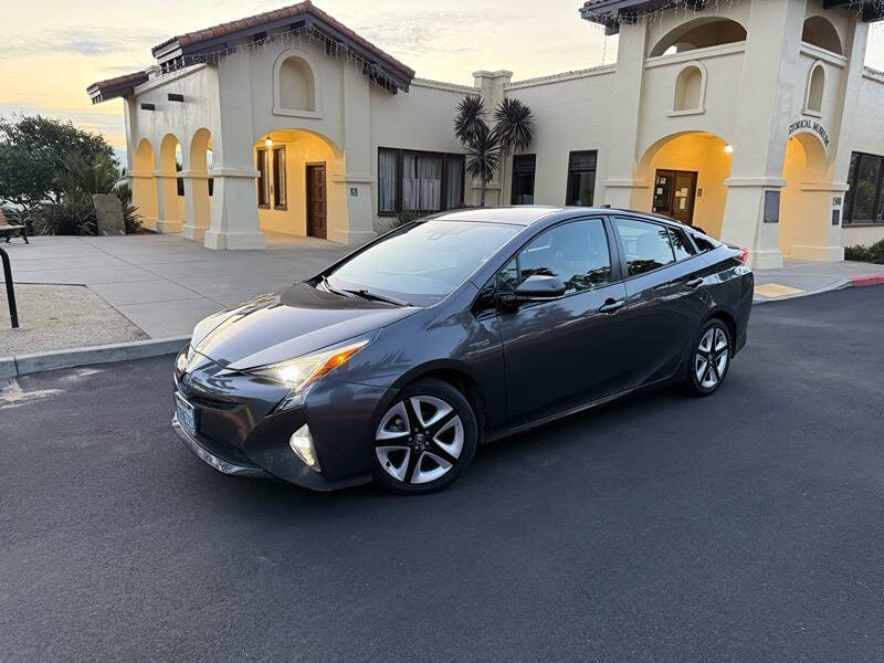 2016 Toyota Prius Three Touring