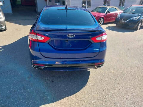 2014 Ford Fusion SE