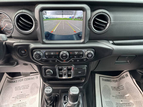 2021 Jeep Gladiator Overland