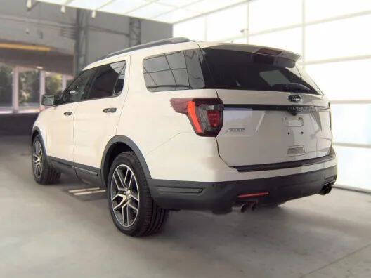 2018 Ford Explorer Sport