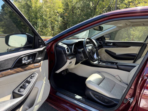 2017 Nissan Maxima Platinum