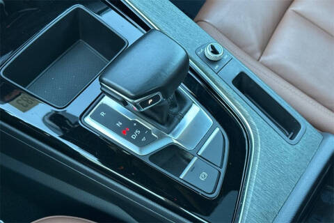 2021 Audi A4 quattro Premium 40 TFSI