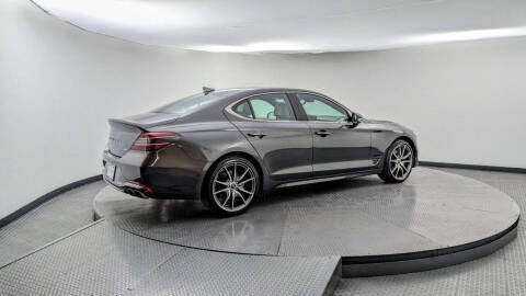 2023 Genesis G70 2.0T