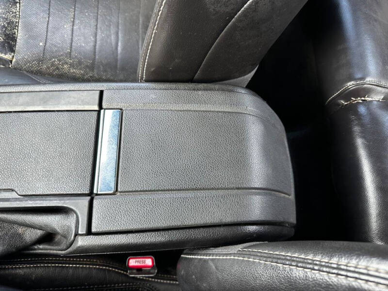 2013 Ford Mustang V6