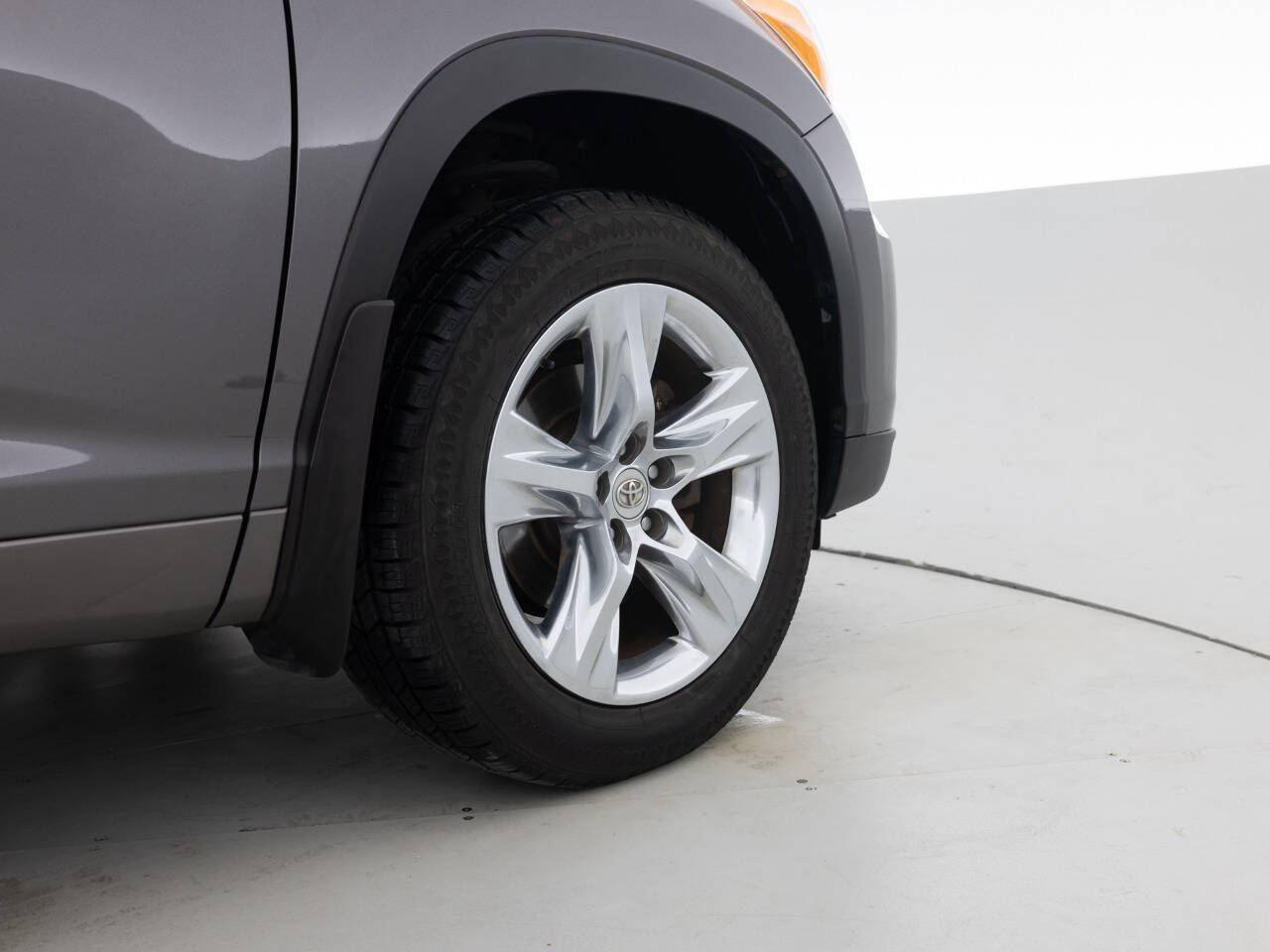 Used Car 2014 Toyota Highlander  Limited Platinum Awd 4dr Suv For Sale Under $15,000 In Coal City, Illinois