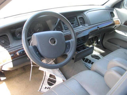 2009 Mercury Grand Marquis LS