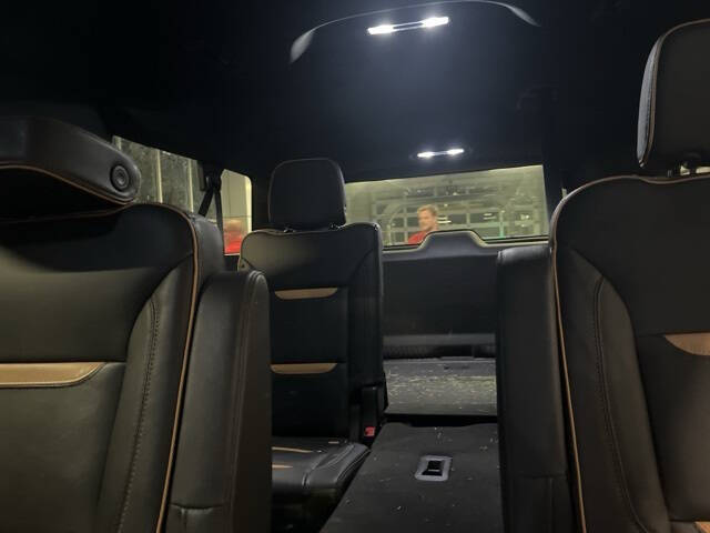 2023 GMC Yukon XL AT4