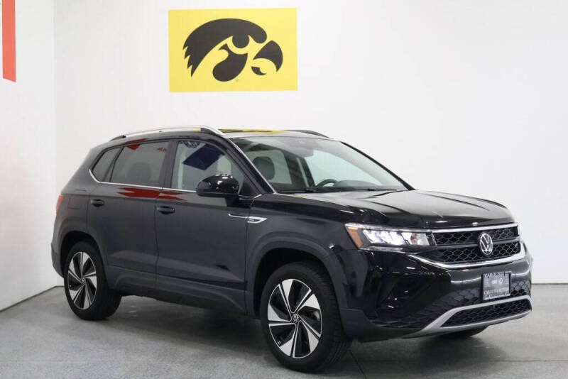 2024 Volkswagen Taos SE 4Motion