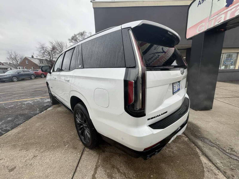 2023 Cadillac Escalade-V