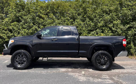 2014 Toyota Tundra SR5