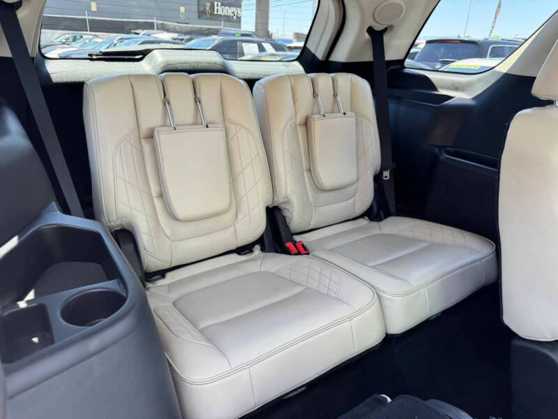 2019 Ford Explorer Platinum
