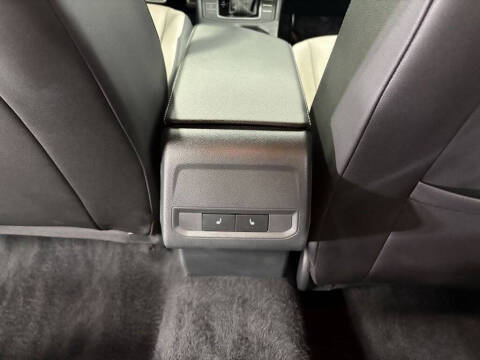 2019 Volkswagen Jetta R-Line