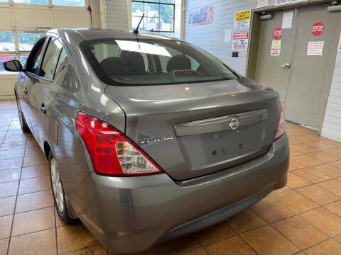 2016 Nissan Versa 1.6 S Plus
