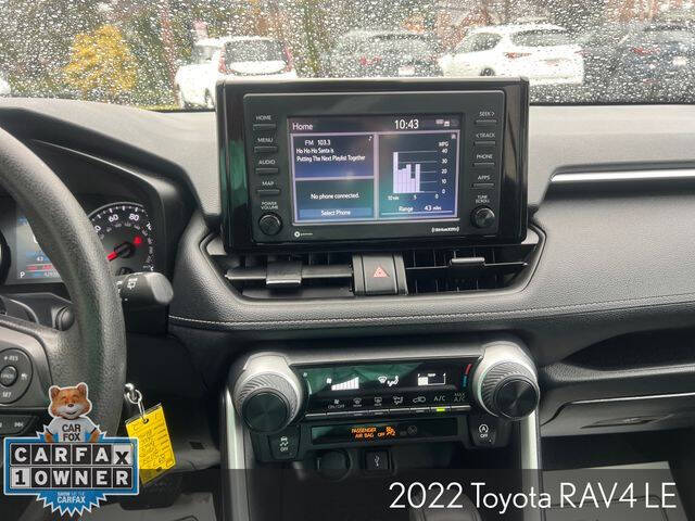 2022 Toyota RAV4 LE