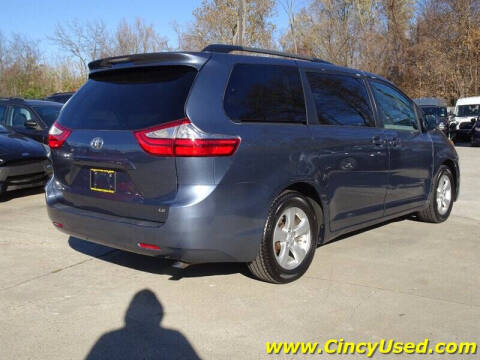 2016 Toyota Sienna LE 8-Passenger