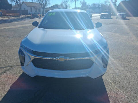 2025 Chevrolet Trax LS