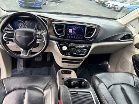 2018 Chrysler Pacifica Touring L Plus