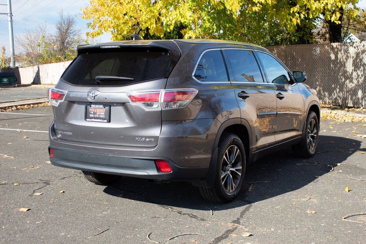 2016 Toyota Highlander for sale at Vrbo Motors in Linden, NJ