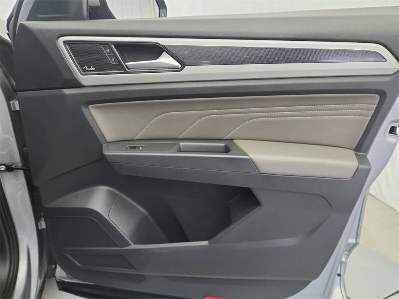 2021 Volkswagen Atlas Cross Sport V6 SEL Premium R-Line 4Motion