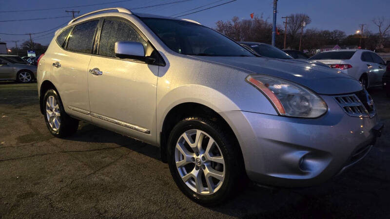 2013 Nissan Rogue SV w/SL Package
