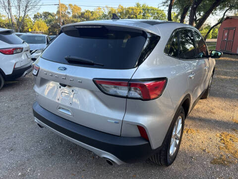 2020 Ford Escape SE