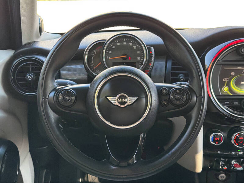 2016 MINI Hardtop 4 Door Cooper