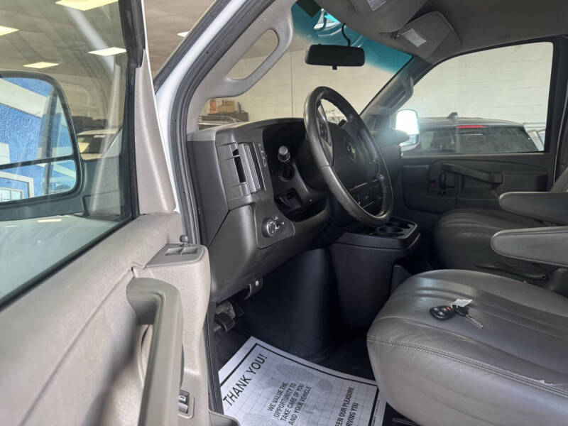 2018 Chevrolet Express 2500