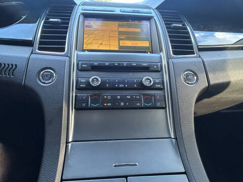 2010 Ford Taurus Limited