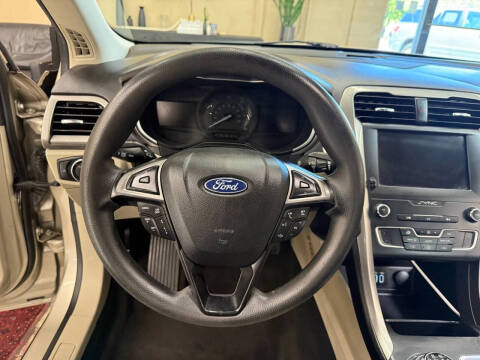 2019 Ford Fusion Hybrid SE
