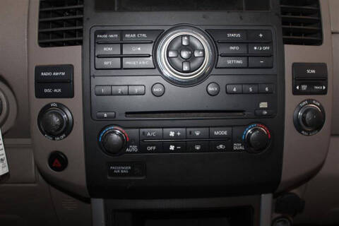 2011 Nissan Pathfinder SV