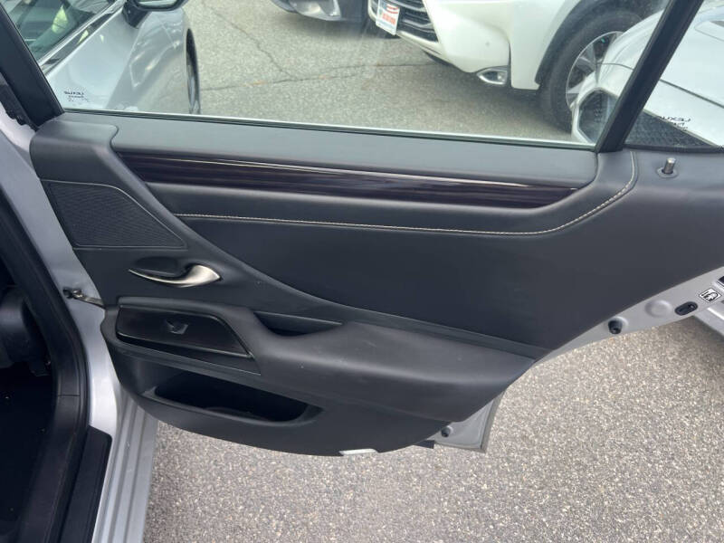 2020 Lexus ES 350