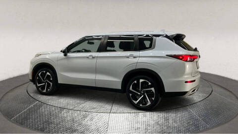 2022 Mitsubishi Outlander