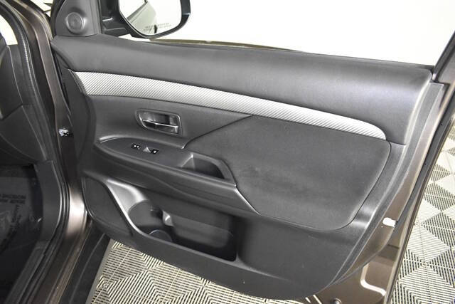 2018 Mitsubishi Outlander ES