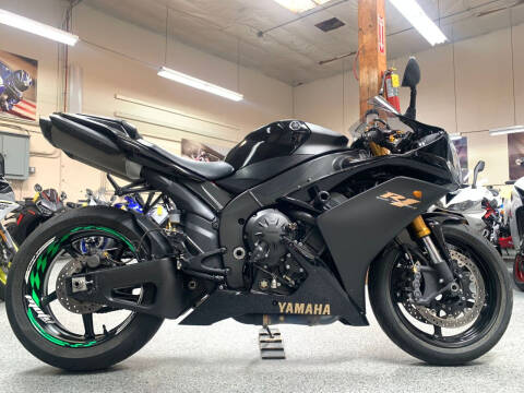 2008 Yamaha YZF-R1