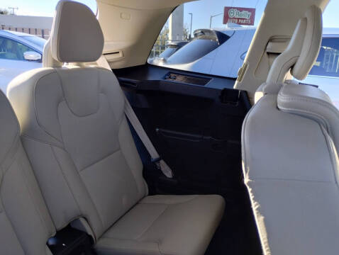 2019 Volvo XC90 T5 Momentum
