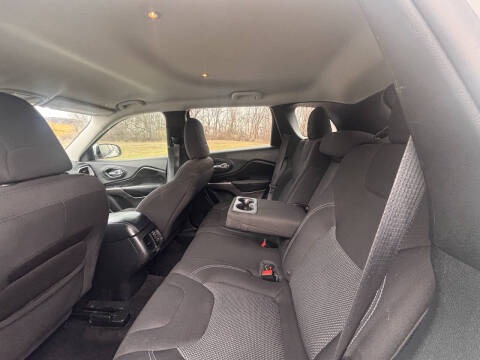 2019 Jeep Cherokee Latitude