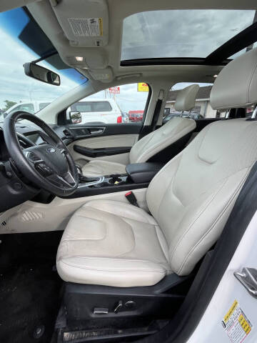 2018 Ford Edge Titanium