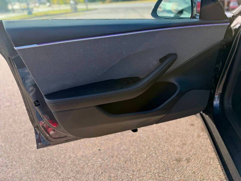 2025 Tesla Model 3 Long Range